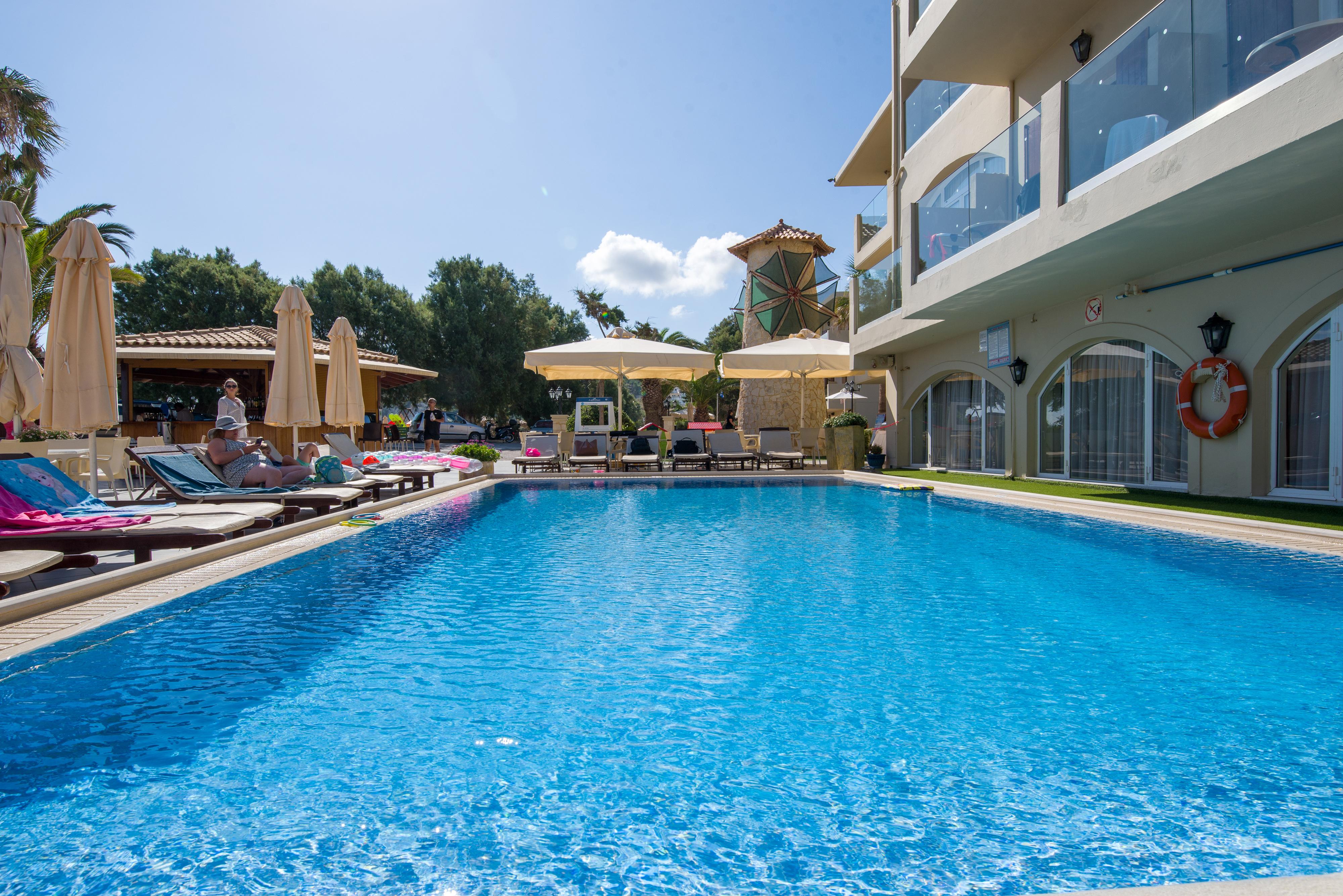 Kalyves Beach Hotel Esterno foto